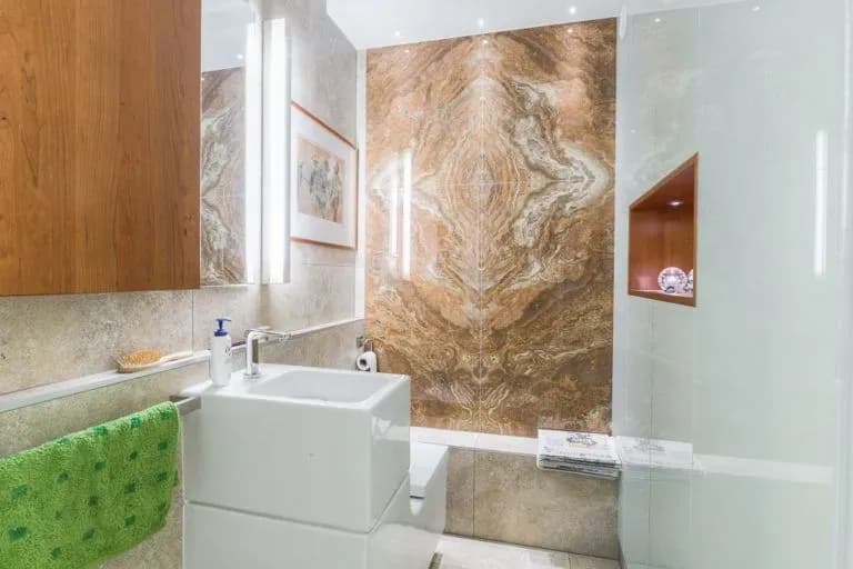 Maßgeschneiderte Innenarchitektur für modernes Wohnen in Steyr