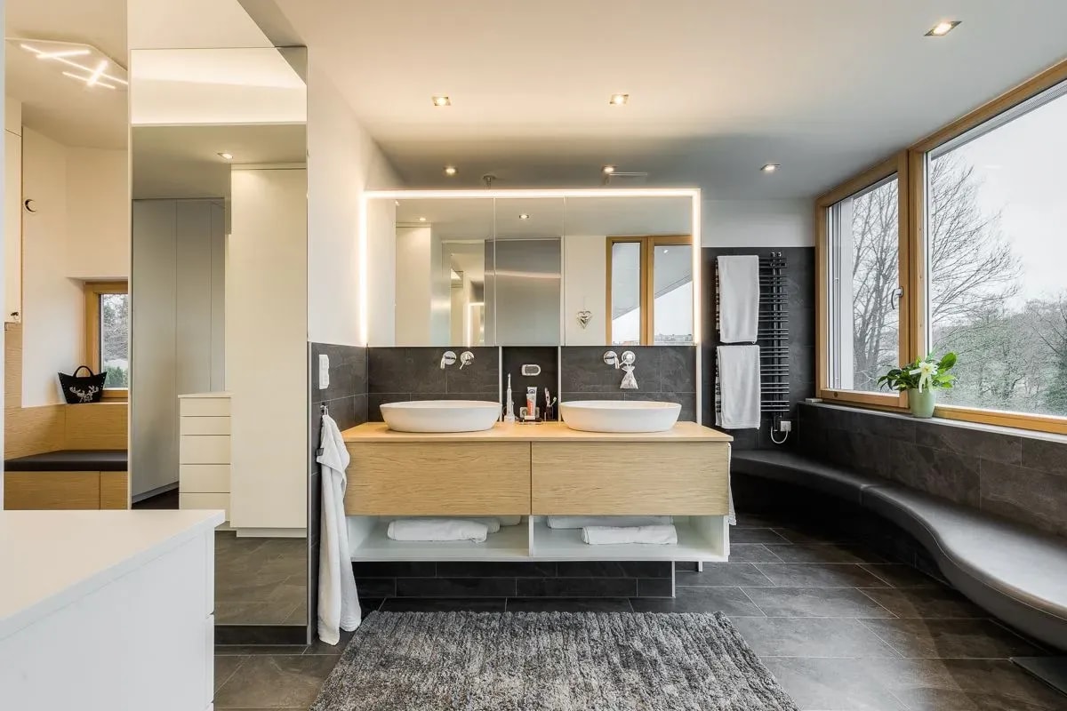 Moderne Raumaufteilung und Tipps von Innenarchitekt